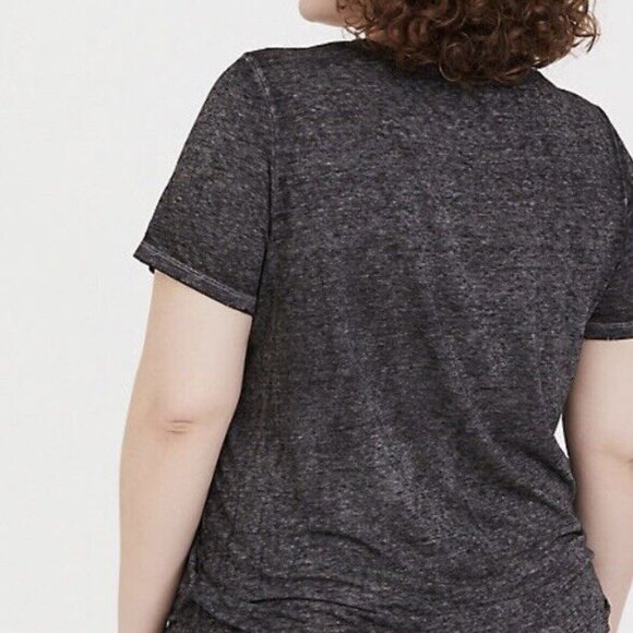 NWT Torrid Barbie Classic Fit Cotton Crew Tee - Picture 4 of 5